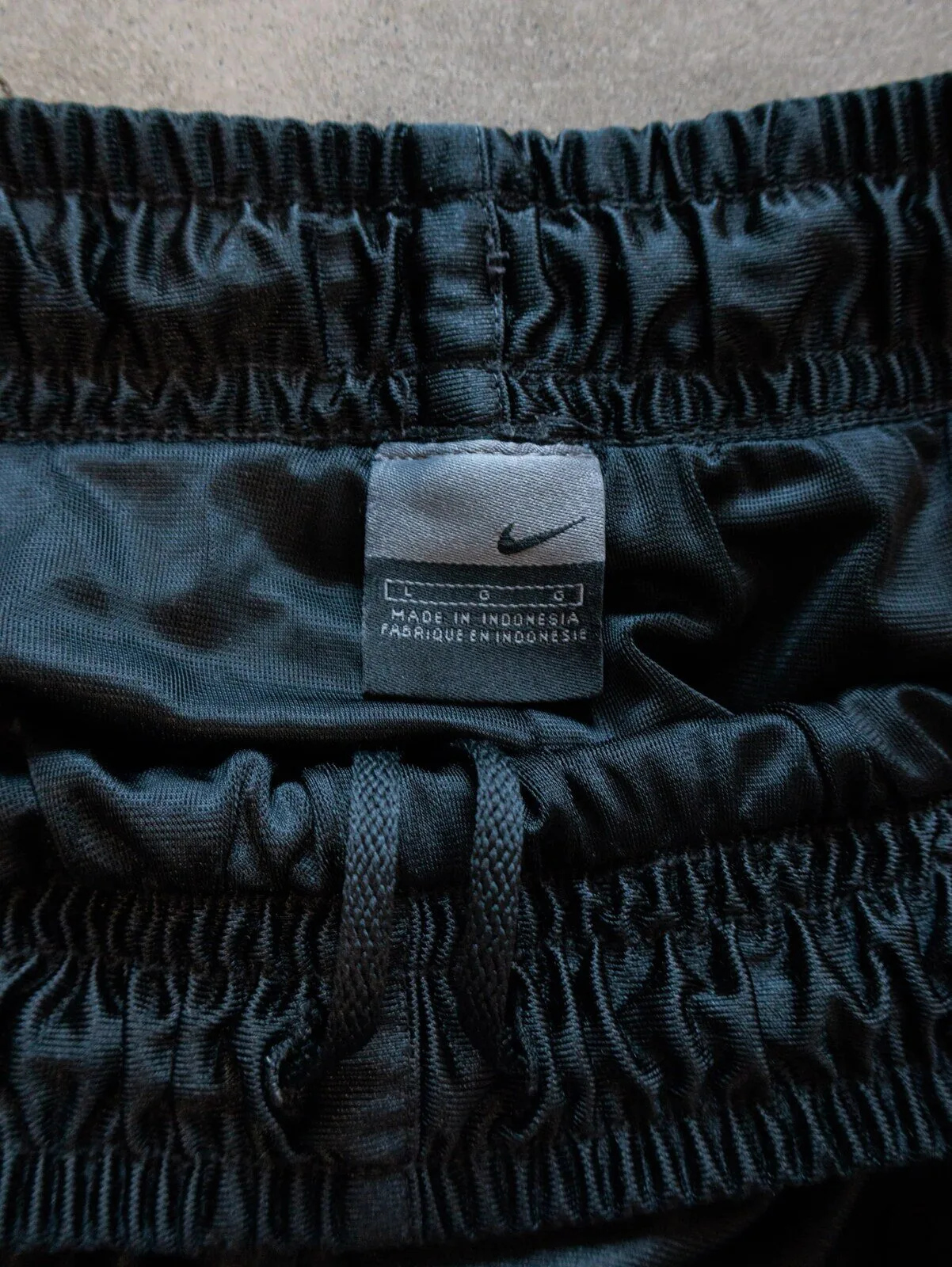 Nike Black Athletic Sports Shorts for Men with Embroidered Logo 7 Nike Black Athletic Sports Shorts for Men with Embroidered Logo